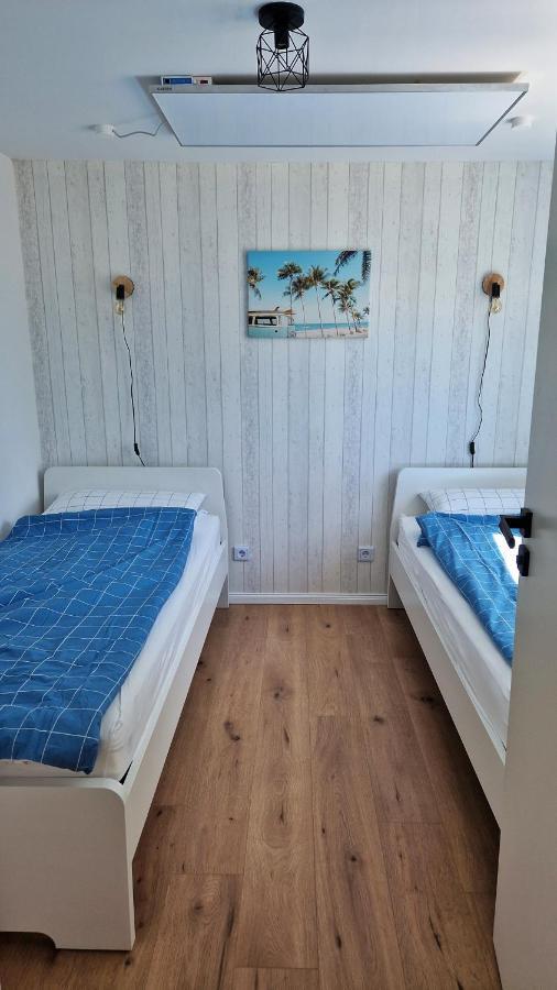 Ferienhaus Seeoase mit Kamin - Badestelle fußläufig Joachimsthal Exterior foto